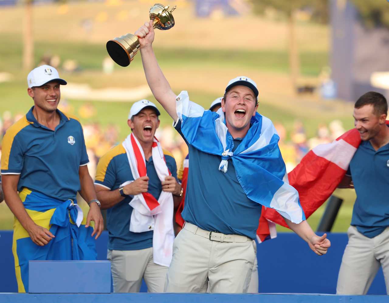 Ryder Cup 2023 Marco Simone Golf & Country Club, Rome, Italy 01.10.2023 Pic Richard Pelham. Team Europe win Ryder Cup Robert MacIntyre (sco) of Team Europe