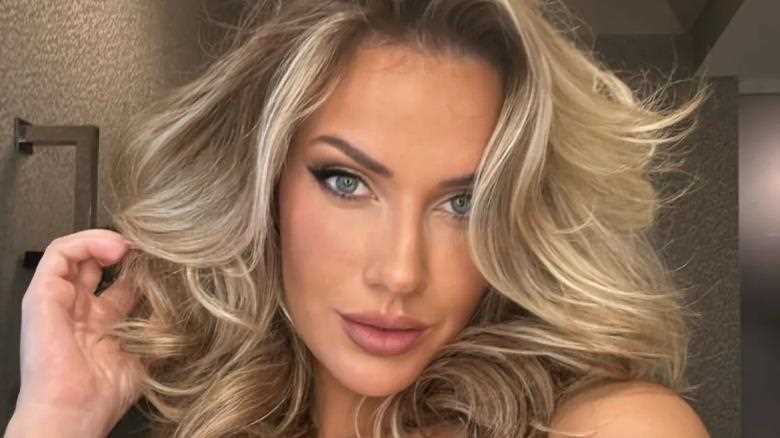 Paige Spiranac stuns fans with busty display in latest selfies wearing revealing white top