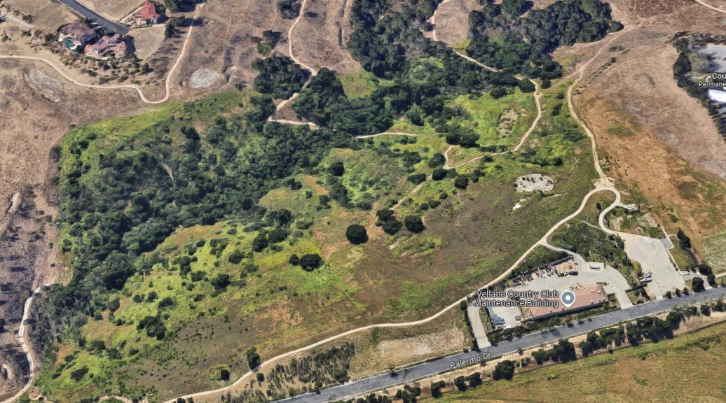 an aerial view of a golf course with the words united country club on it