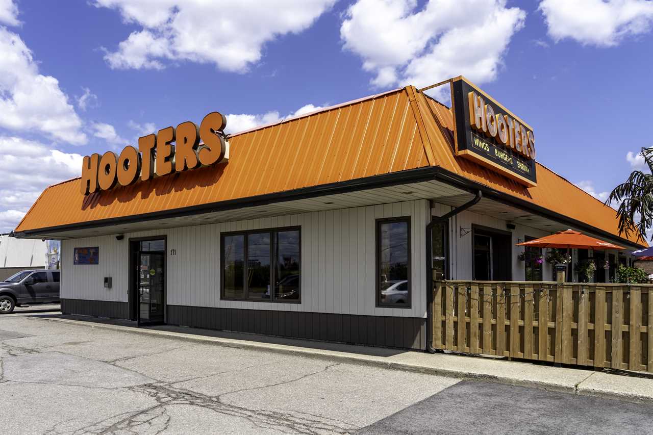 Hooters restaurant near Pearson Airport.