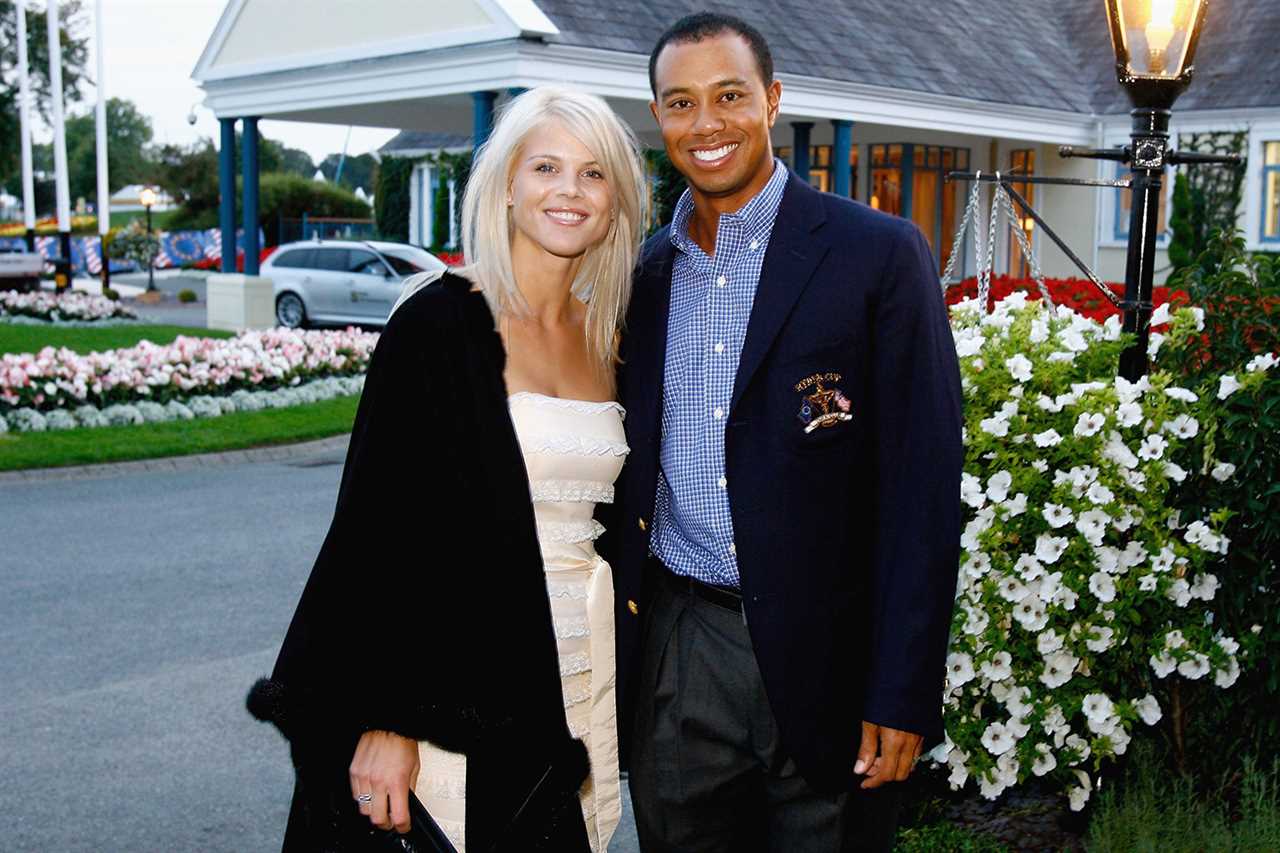 Tiger Woods and his wife, Elin Nordegren, at an event.