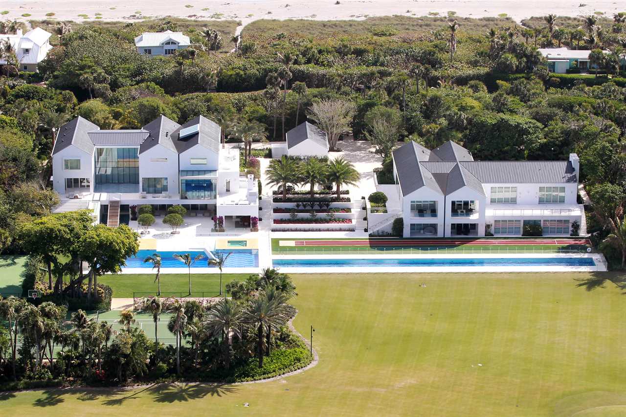 Aerial view of Tiger Woods' Jupiter Island estate.