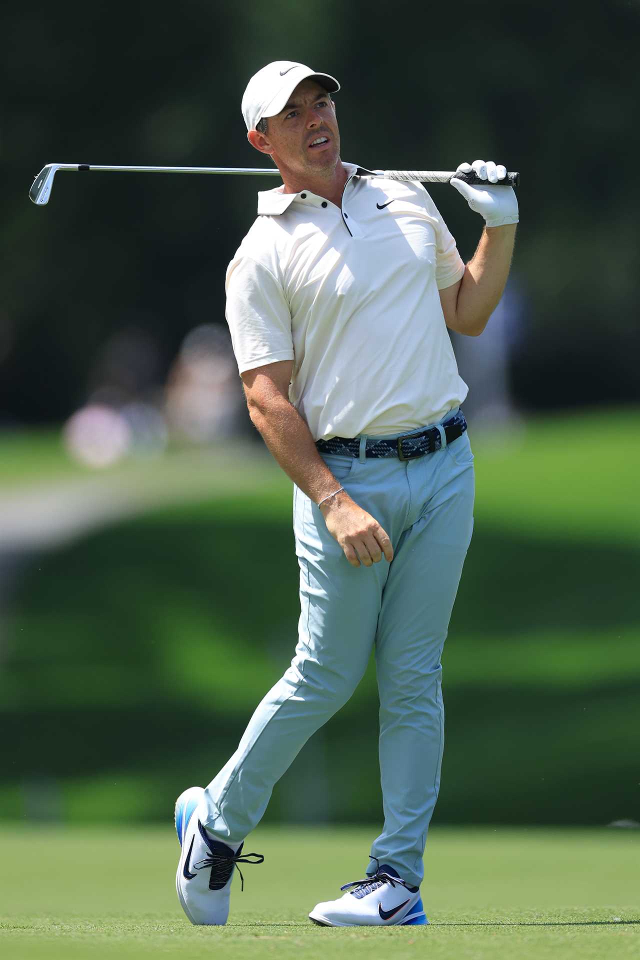 Rory McIlroy golfing.