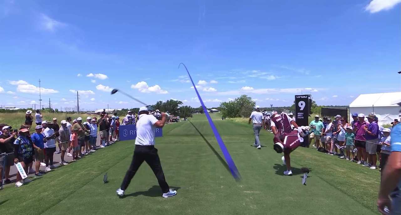 Brooks Koepka golfing.