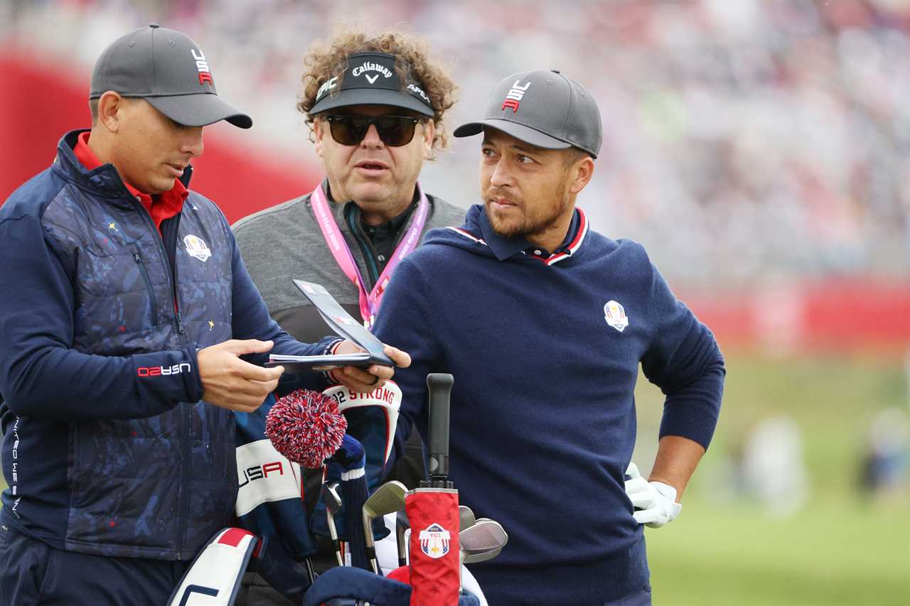 Xander Schauffele and his father at the Ryder Cup.