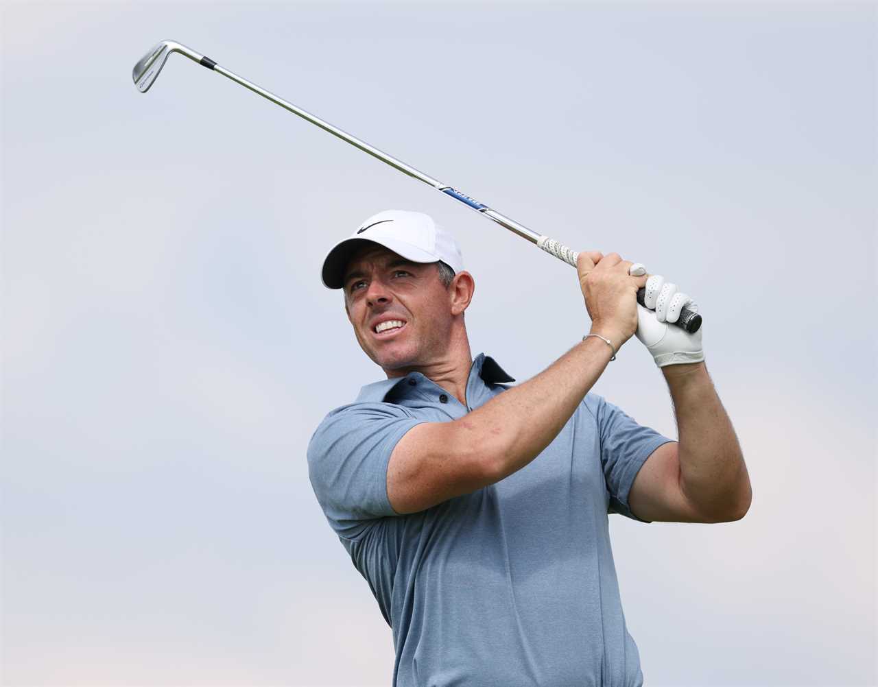 Rory McIlroy teeing off.