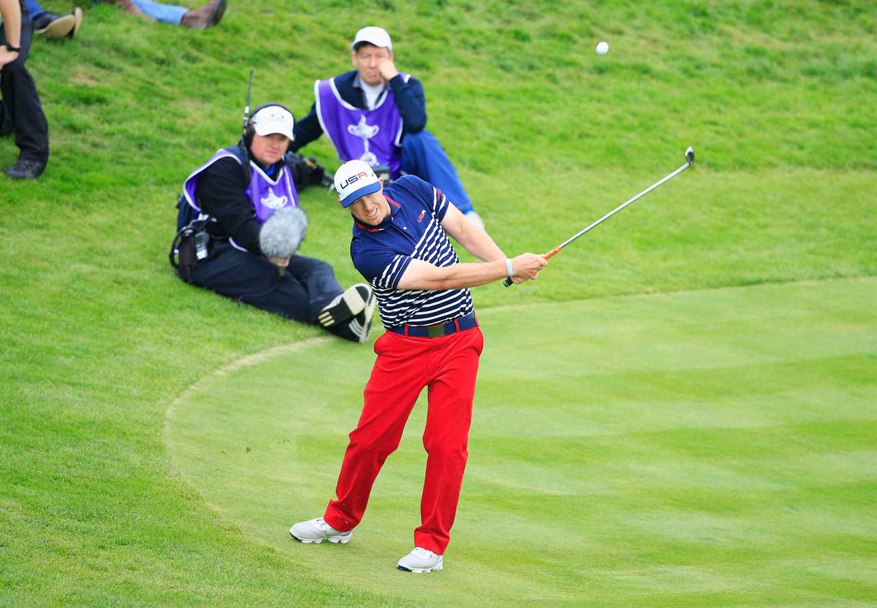 Hunter Mahan chipping during the 2014 Ryder Cup.